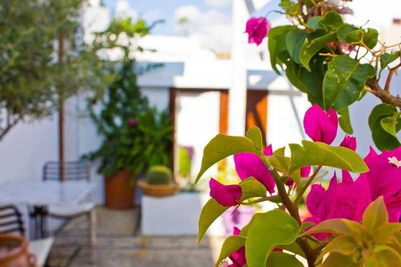 F Fine - Adults Only 3* Líndos